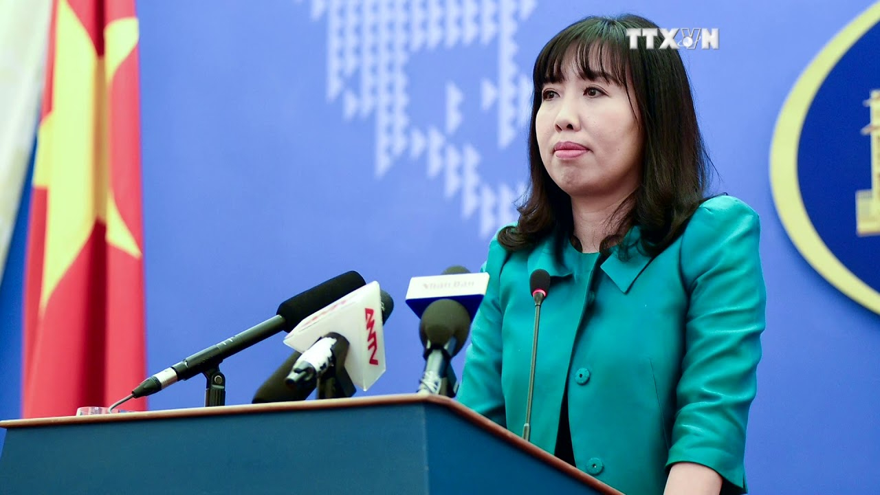 Nhà vô địch AFF Cup 2024 hồi tưởng kỷ niệm trên sân phủi
